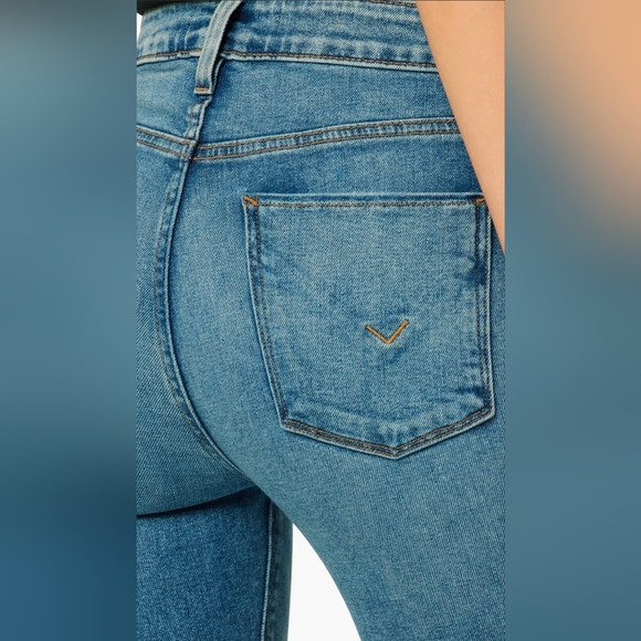Hudson Holly Highrise Flared Jeans NWT - Picture 4 of 5